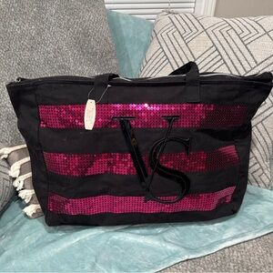 NWT Victoria’s Secret Black and Pink Large Overnight Sequin Tote
